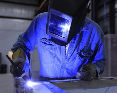 metal fabricators tulsa tulsa ok|a1 sheetmetal.